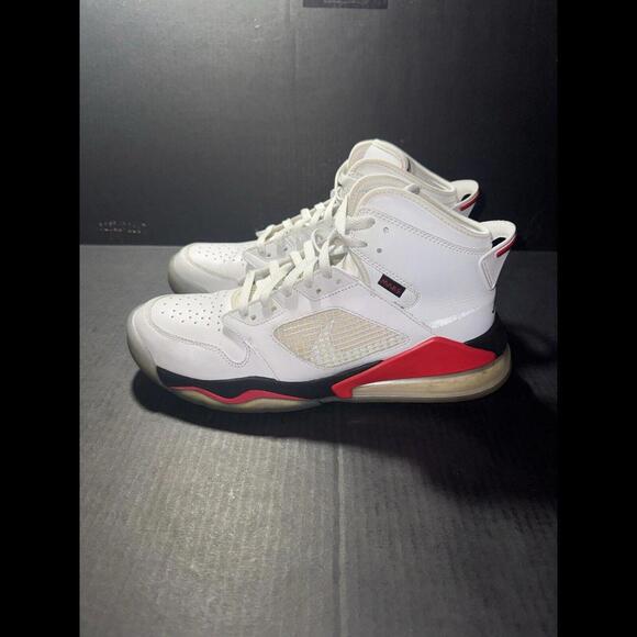 Nike Air Jordan Mars 270 Fire Red - CD7070-100 - Size 10 - Picture 5 of 9